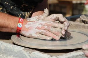 Apprendre à sculpter avec de l&rsquo;argile facilement